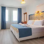 Oezguem Datca
