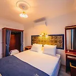 Oezguem Appart hôtel 4*