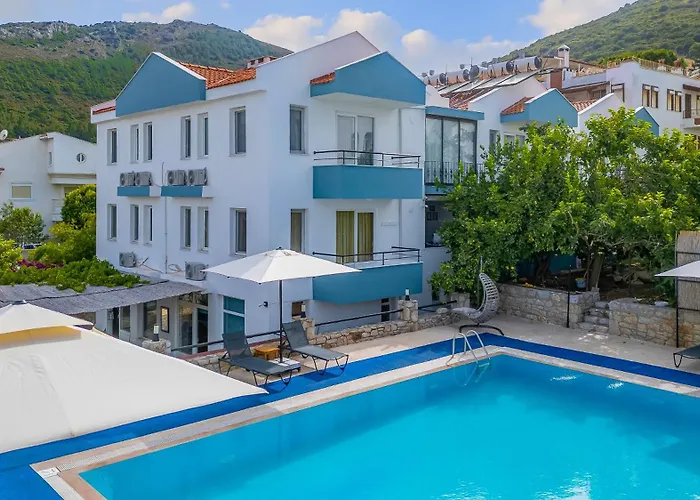 Oezguem Aparthotel Datca